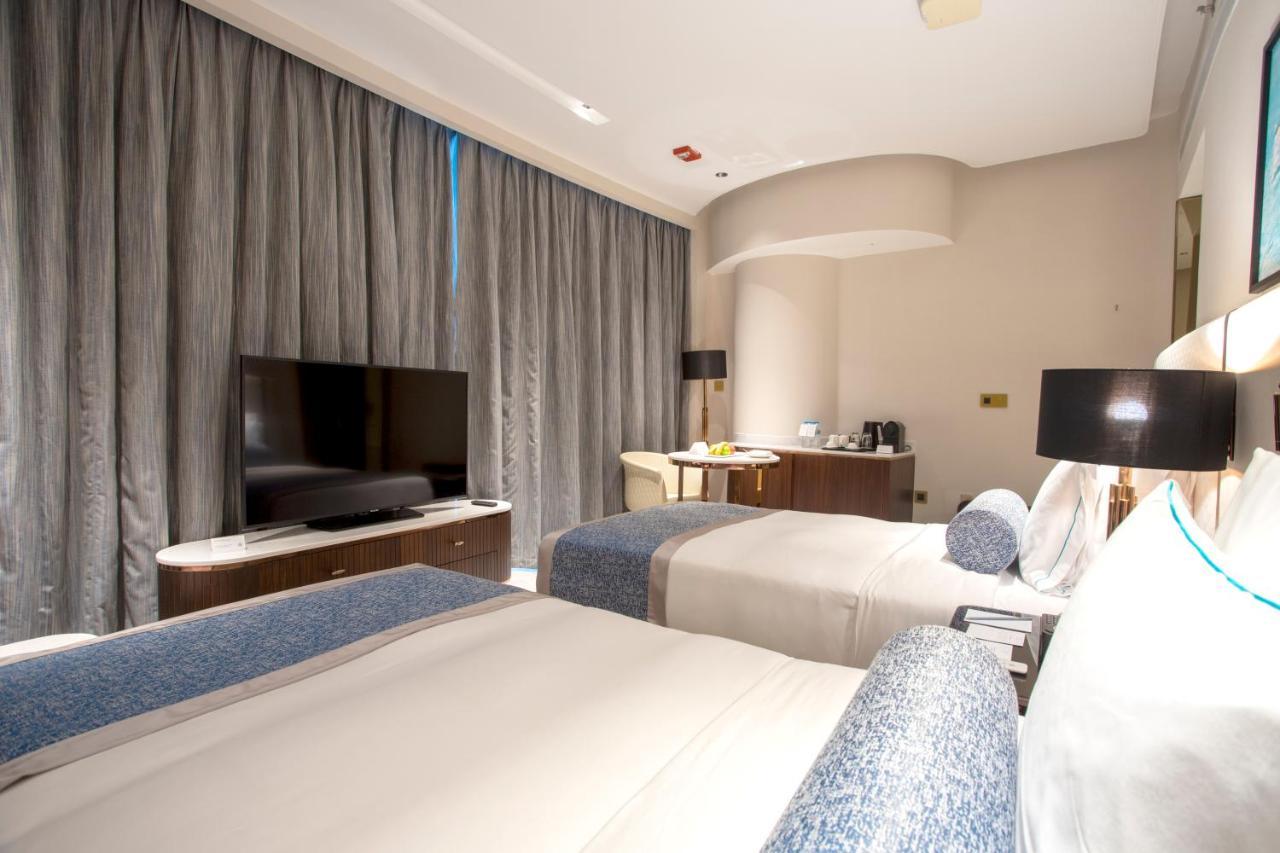 Century Marina Hotel - Lusail Exterior foto Deluxe Room