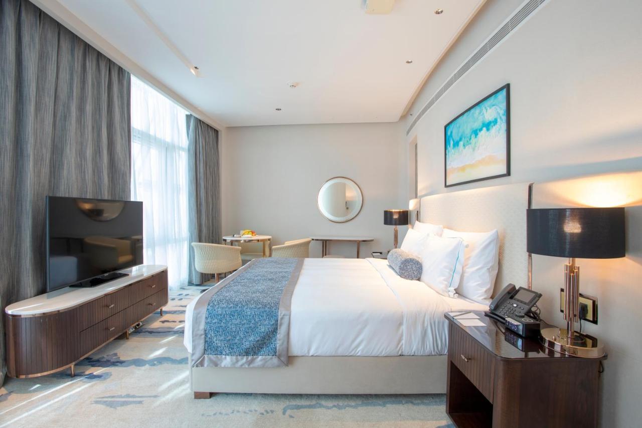 Century Marina Hotel - Lusail Exterior foto A bedroom at the hotel