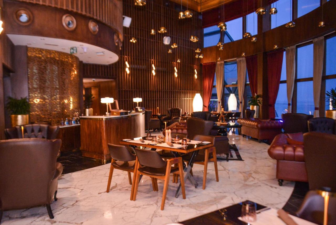 Century Marina Hotel - Lusail Exterior foto The restaurant